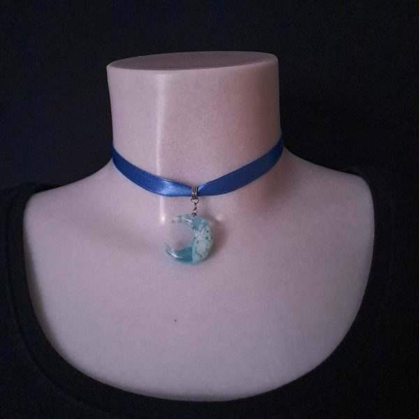 Blue moon ribbon choker - Image 8