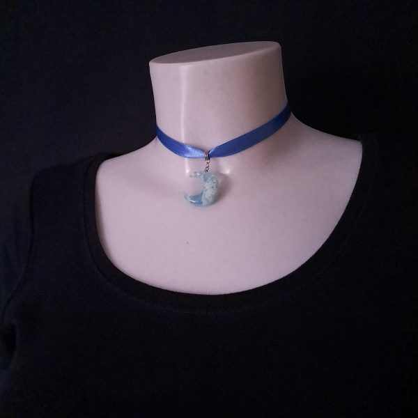 Blue moon ribbon choker - Image 12