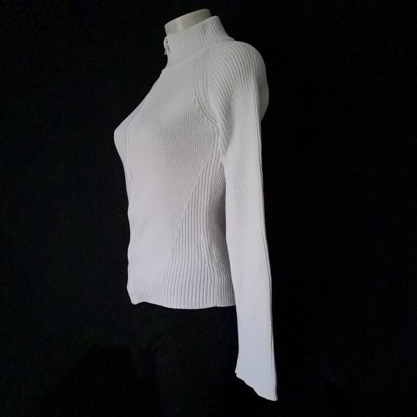 White Knitted Jacket - Image 8
