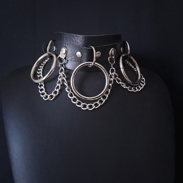 Choker with 3 Hoops and Chains Black - Image 3