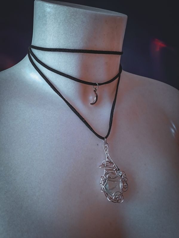 Wirewrapped Transparent Drop Pendant - Image 2