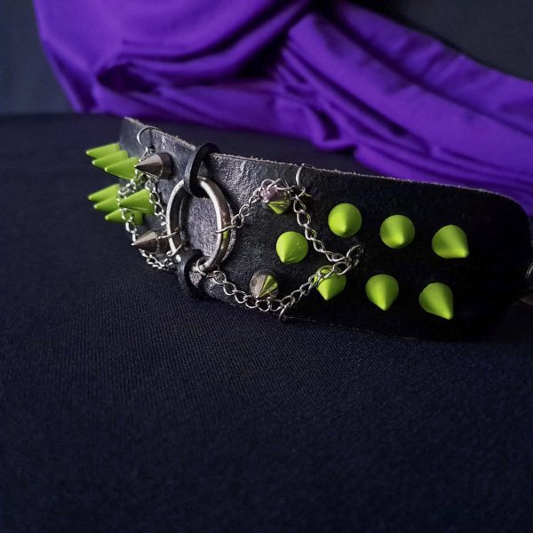 Leather Spike Bracelet - Green Spikes O-Ring & Chains - Image 2