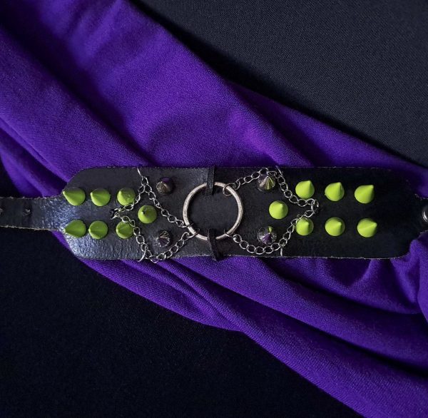 Leather Spike Bracelet - Green Spikes O-Ring & Chains - Image 9