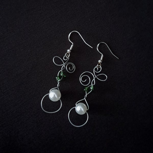 Swirly Wire Dangle Earrings - Image 14