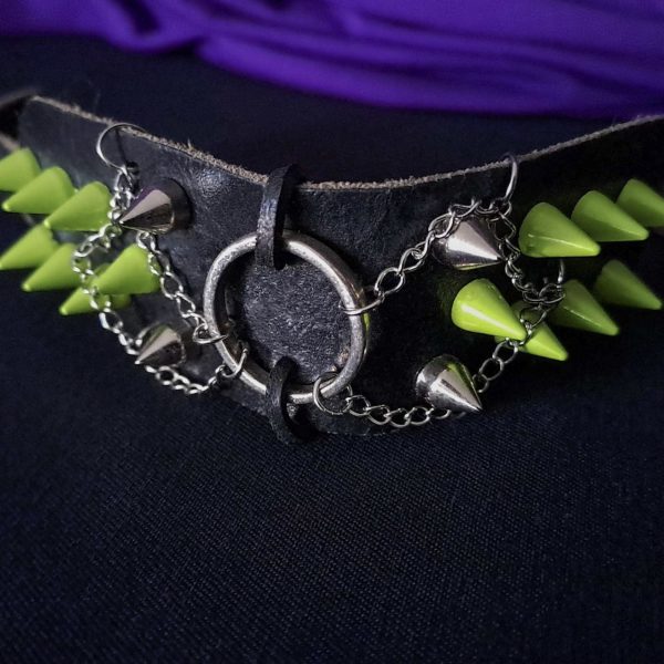 Leather Spike Bracelet - Green Spikes O-Ring & Chains - Image 6