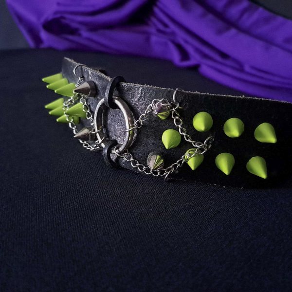 Leather Spike Bracelet - Green Spikes O-Ring & Chains - Image 3