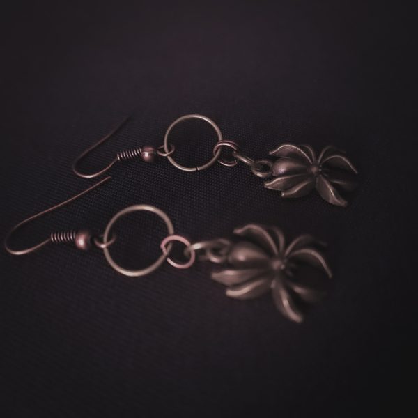 bronze-spider-earrings-alternative-gothic