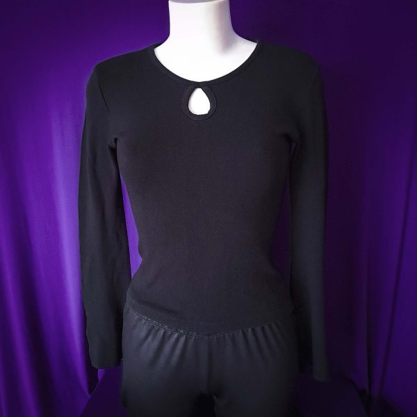 Retro Long-Sleeve Top Keyhole Neckline