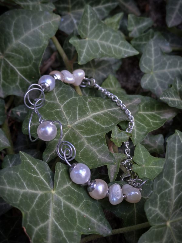 Wire Wrap Pearl Bracelet - Mixed Pearls - Image 11