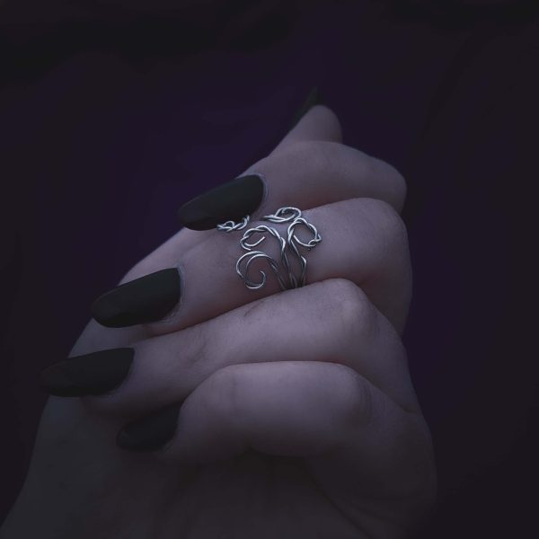 Twisty Vine Branches Ring - Image 2