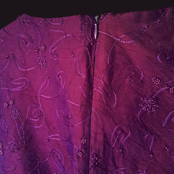 100% Silk Purple Sleeveless Top - Image 3