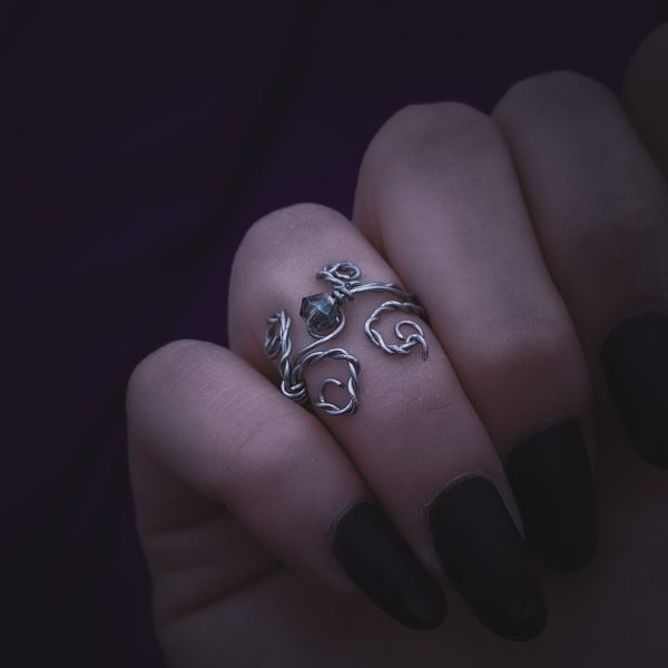 Twisty Fairy Tree Branches Nature Ring - Image 15