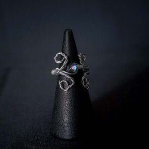 Twisty Fairy Tree Branches Nature Ring