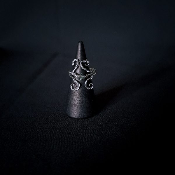 Twisty Fairy Tree Branches Nature Ring - Image 8